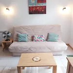 Chez Swan Et Yuliya Mooslargue