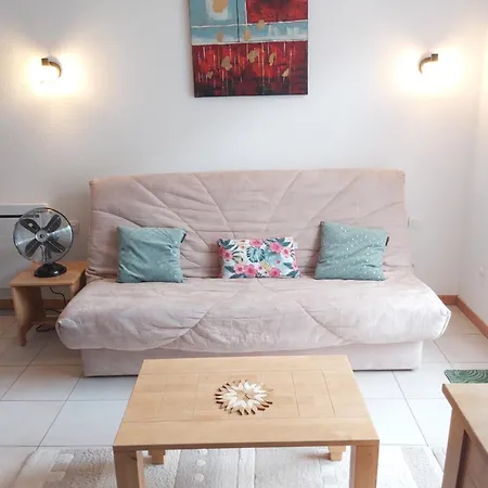 Chez Swan Et Yuliya Mooslargue