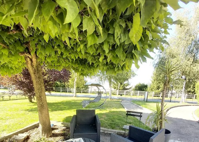 Chez Swan Et Yuliya *