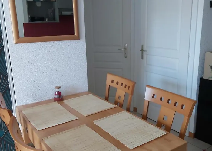 Chez Swan Et Yuliya * Mooslargue