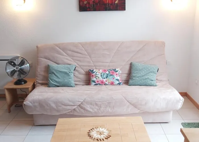 Chez Swan Et Yuliya Mooslargue